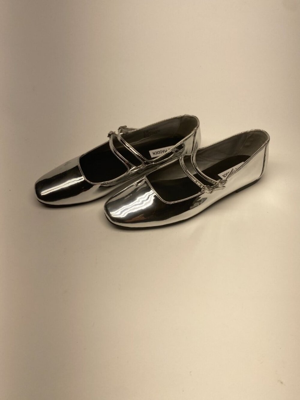 Steve Madden Women's Mary Jane Double Buckle Silver Flat Shoe Sz 8.5